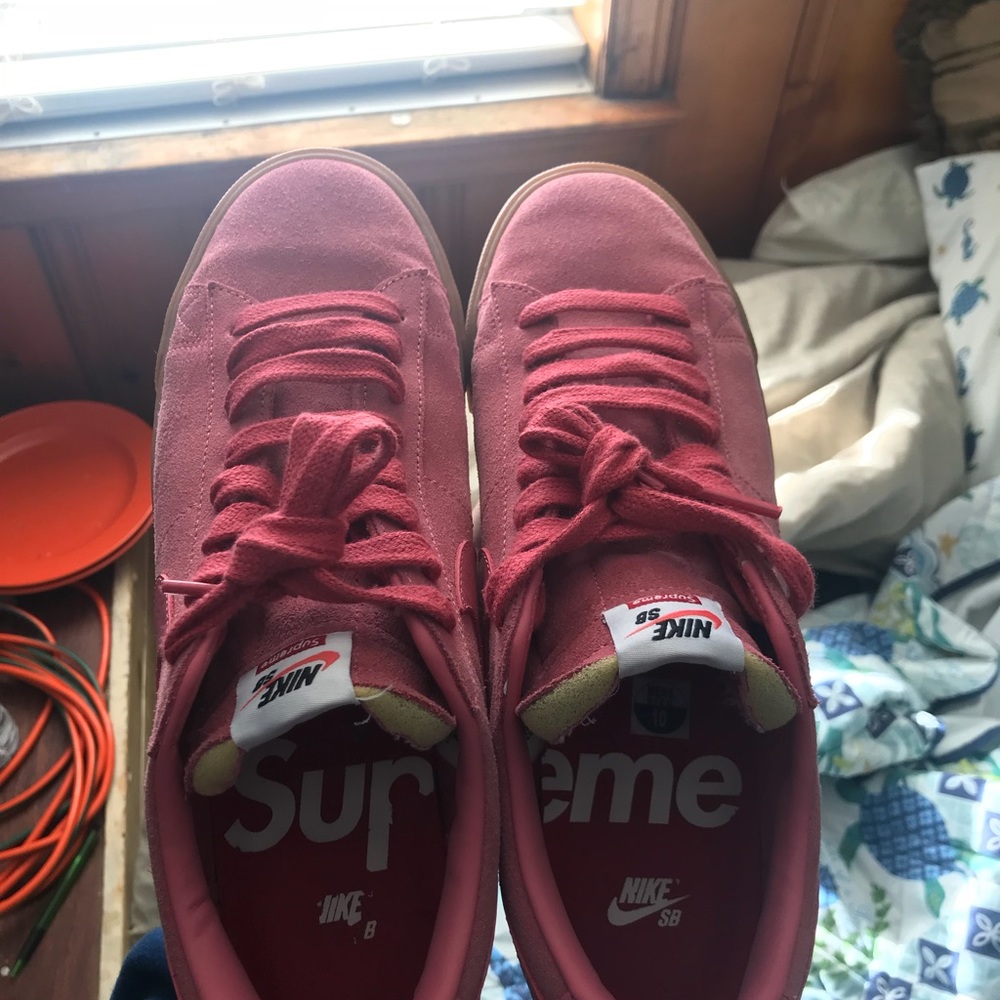 Supreme x SB Blazer low GT “Desert Bloom”